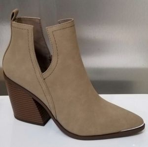 Soda Taupe Wicked Ankle Booties! Brand NEW Condition! 🖤
